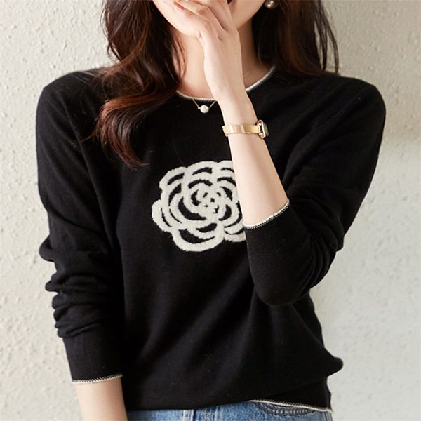 women s sweaters spring and autumn round neck contrast color worsted wool knitted sweater elegant fashionable jacquard type 220913, White;black
women s sweaters spring and autumn round neck contrast color worsted wool knitted sweater elegant fashionable jacquard type 220913, White;black