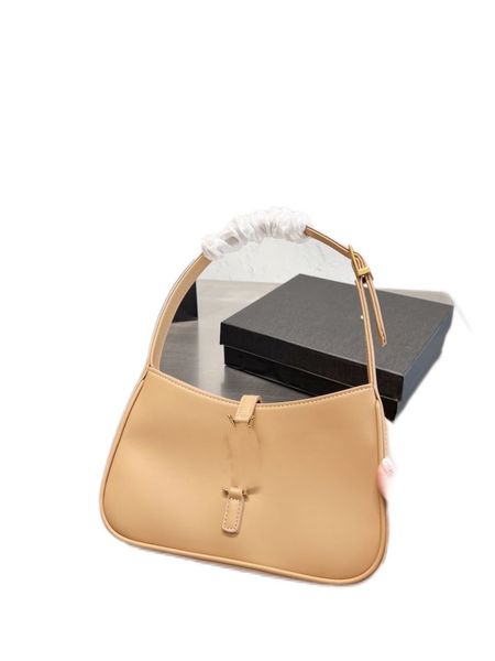2022 womens aesthetics shoulder bag underarm bags leather material designer tote bag simple handbag fashion wallet medium size with box
2022 womens aesthetics shoulder bag underarm bags leather material designer tote bag simple handbag fashion wallet medium size with box