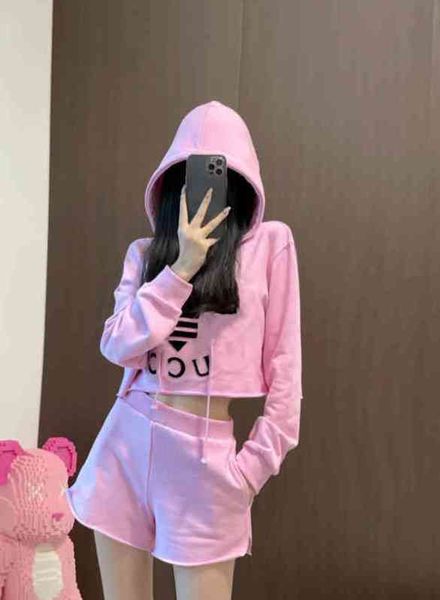 womens two piece pants pink suit street brand letter logo print t-shirt with casual shorts 2 piece sets luxury designer tracksuits, White
womens two piece pants pink suit street brand letter logo print t-shirt with casual shorts 2 piece sets luxury designer tracksuits, White