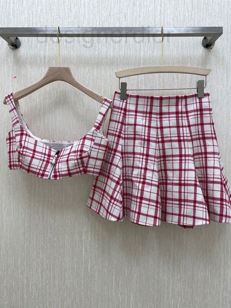 two piece dress designer shenzhen nanyou 2022 new wool plaid to strip short suspender vest skirt suit aging fashion, White
two piece dress designer shenzhen nanyou 2022 new wool plaid to strip short suspender vest skirt suit aging fashion, White