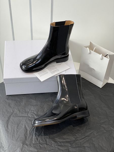 split-toe fashion boots genuine leather shoes ankle boots flat heel beautiful appearance comfortable foot feeling, Black
split-toe fashion boots genuine leather shoes ankle boots flat heel beautiful appearance comfortable foot feeling, Black