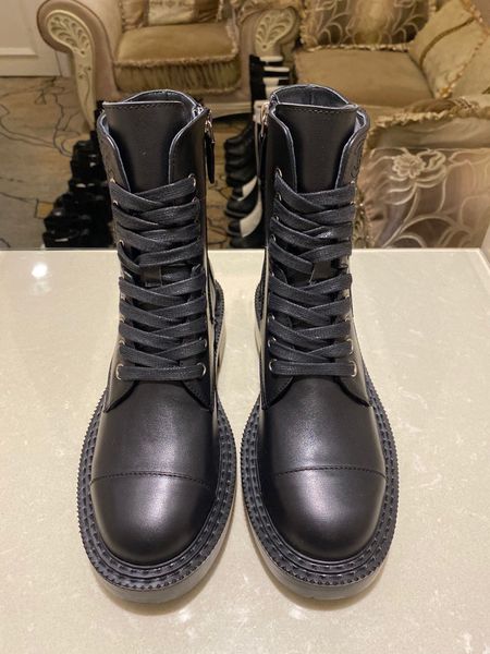 shoes designer version pure handmade 2022ss cn small fragrant leather ankle boots, Black
shoes designer version pure handmade 2022ss cn small fragrant leather ankle boots, Black