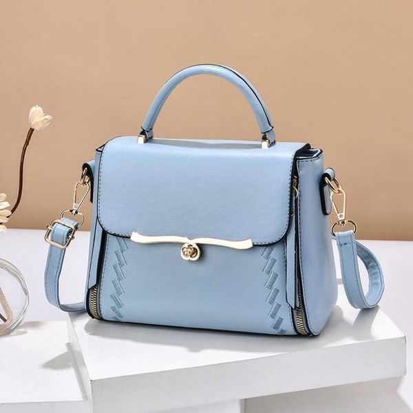 evening bags ladies thread small square fashion shoulder casual women s handbag lock messenger simple 220913
evening bags ladies thread small square fashion shoulder casual women s handbag lock messenger simple 220913