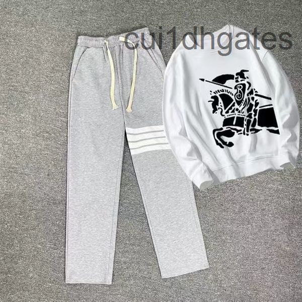 2022 outlet burb hoodies online store sweater autumn youth knight suit winter men's long sleeve coat war horse, Black
2022 outlet burb hoodies online store sweater autumn youth knight suit winter men's long sleeve coat war horse, Black