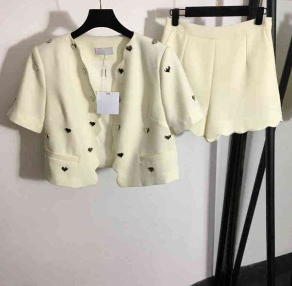 womens two piece pants fashion brand button-embellished cropped cardigan jacket with shorts 2 piece sets luxury designer tracksuits, White
womens two piece pants fashion brand button-embellished cropped cardigan jacket with shorts 2 piece sets luxury designer tracksuits, White