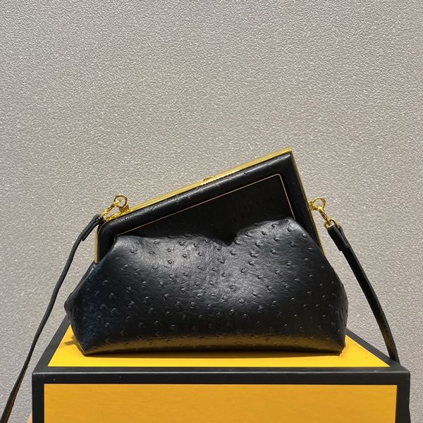 5a+ women messenger bag genuine leather handbag fashion shoulder bag ladies underarm bag 02
5a+ women messenger bag genuine leather handbag fashion shoulder bag ladies underarm bag 02