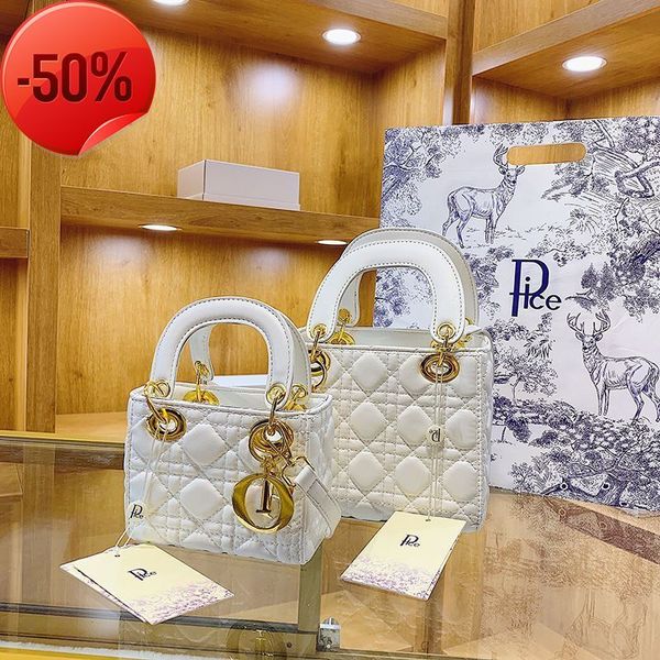designer bags super small 2022 new fashion leisure simple crossbody bag women's summer versatile lingge portable diana tote evening clu
designer bags super small 2022 new fashion leisure simple crossbody bag women's summer versatile lingge portable diana tote evening clu