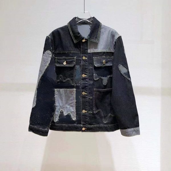 22ss v luxury mens denim jacket classic embroidery stitching jackets designer coat men women fashion casual shirt, Black;brown
22ss v luxury mens denim jacket classic embroidery stitching jackets designer coat men women fashion casual shirt, Black;brown