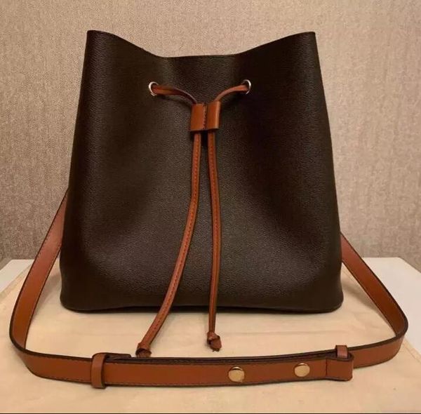 new 2022 famous brand designer shoulder bag pu leather fashion chain bag cross body flower color female womens handbag
new 2022 famous brand designer shoulder bag pu leather fashion chain bag cross body flower color female womens handbag