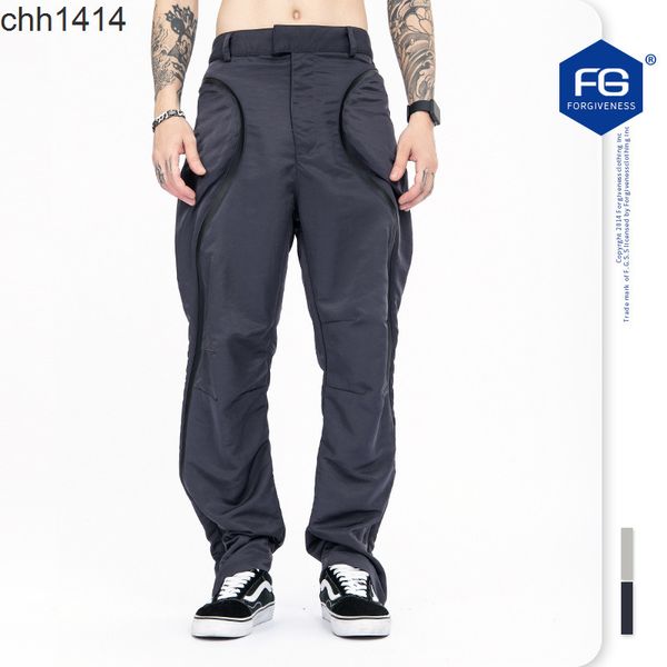 2021 autumn and winter new fashion vibe wind side open waterproof zipper loose nylon casual pants men, Black
2021 autumn and winter new fashion vibe wind side open waterproof zipper loose nylon casual pants men, Black