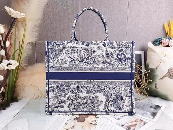 2022 designer totes fashion tote woman bag canvas screen print luxury black letter handbags design shoulder bags lady cowboy purse
2022 designer totes fashion tote woman bag canvas screen print luxury black letter handbags design shoulder bags lady cowboy purse