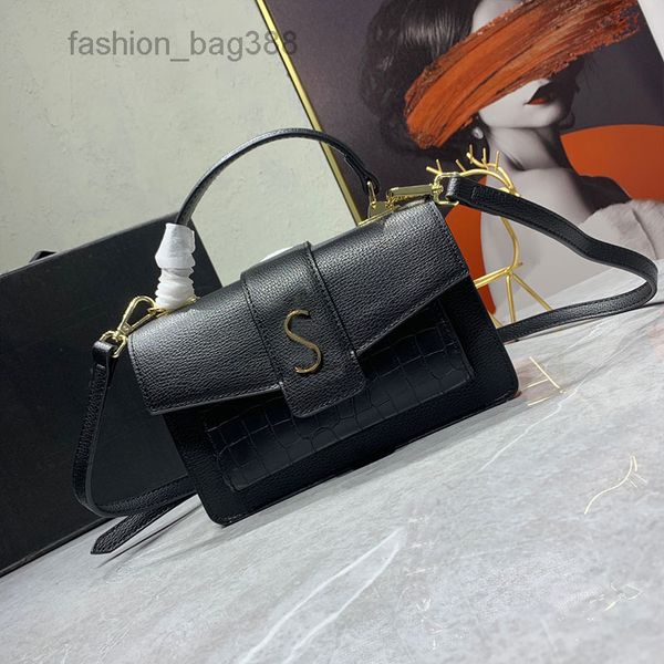 evening bags handbag shoulder bag cross body bags tote purse women classic crocodile pattern cowhide material letter sign magnetibuckle pock
evening bags handbag shoulder bag cross body bags tote purse women classic crocodile pattern cowhide material letter sign magnetibuckle pock