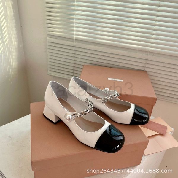 dress shoes designer women's 2022 line with pearl thick heel leather color matching single shoes, Black
dress shoes designer women's 2022 line with pearl thick heel leather color matching single shoes, Black
