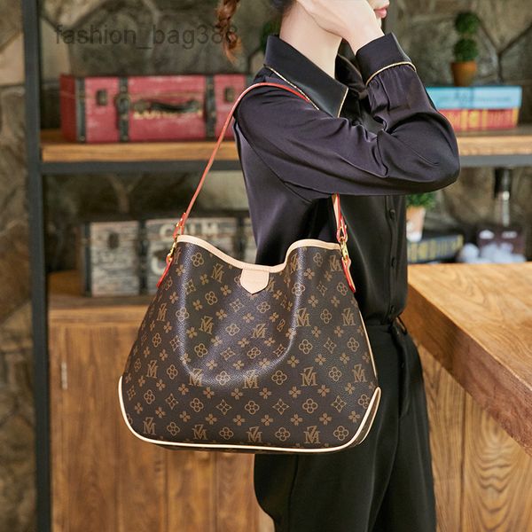evening bags tote bag womens autumn new versatile handheld shoulder bag internet celebrity underarm bag large capacity commuter messenger
evening bags tote bag womens autumn new versatile handheld shoulder bag internet celebrity underarm bag large capacity commuter messenger