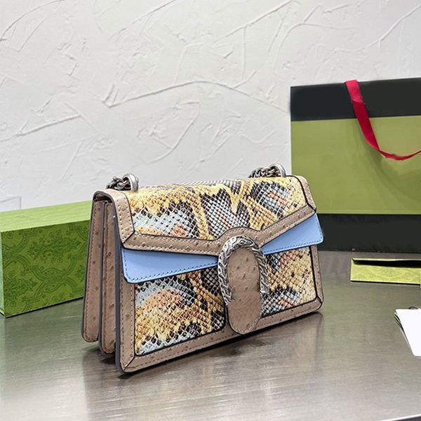 28cm chain snakehead messenger bag women crossbody shoulder bags genuine leather silver hardware interior compartment pocket brand letters l
28cm chain snakehead messenger bag women crossbody shoulder bags genuine leather silver hardware interior compartment pocket brand letters l