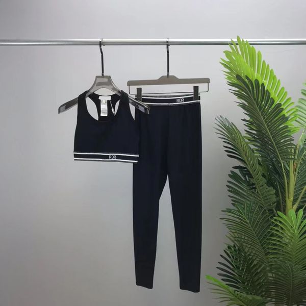 designer active sets fashion king's yoga workout kit women running fitness sports suit letter stitching webbing logo vest high waist sl
designer active sets fashion king's yoga workout kit women running fitness sports suit letter stitching webbing logo vest high waist sl