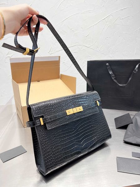 woman handbag designer shoulder bag handle with strap crossbody bags plain weave classic elegant grace crocodile gold
woman handbag designer shoulder bag handle with strap crossbody bags plain weave classic elegant grace crocodile gold