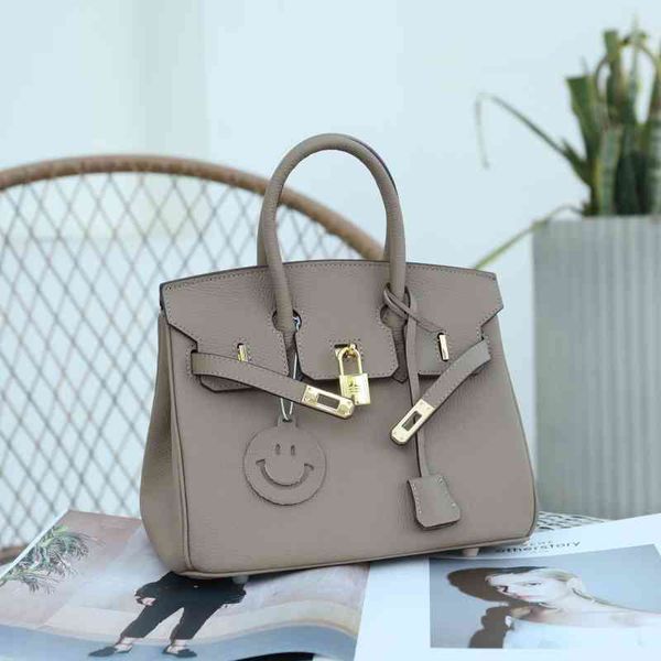 herme bags senior bag women's hand-held leather women's 2022 new summer messenger lychee grain
herme bags senior bag women's hand-held leather women's 2022 new summer messenger lychee grain