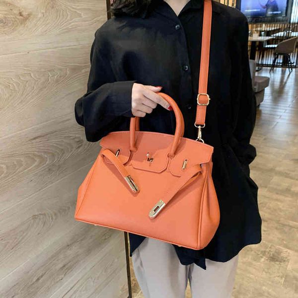 herme bags new style sense winter large capacity bag temperament goddess 2022 new fashion messenger handbag fashionable and versatile women
herme bags new style sense winter large capacity bag temperament goddess 2022 new fashion messenger handbag fashionable and versatile women