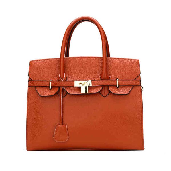 herme bags 2022 new cow leather bag portable fashion single shoulder messenger bag litchi pattern wedding bride's
herme bags 2022 new cow leather bag portable fashion single shoulder messenger bag litchi pattern wedding bride's