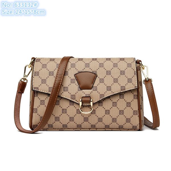 classic printed shoulder bag contrast leather handbag color matching mobile phone coin purse
classic printed shoulder bag contrast leather handbag color matching mobile phone coin purse