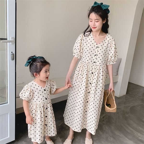 family matching outfits summer mother daughter wear mom baby mommy and me polk dots short sleeve chiffon dress girls women family matching o, Blue
family matching outfits summer mother daughter wear mom baby mommy and me polk dots short sleeve chiffon dress girls women family matching o, Blue