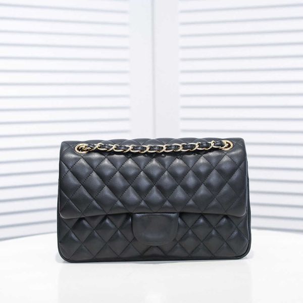 designer handbag shoulder chain bag clutch flap totes bags wallet check diamond lattice purse v grid letters solid hasp waist square stripes
designer handbag shoulder chain bag clutch flap totes bags wallet check diamond lattice purse v grid letters solid hasp waist square stripes