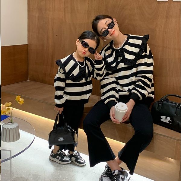 family matching outfits mother kids mom and daughter clothes stripes sweater look group costume 220915, Blue
family matching outfits mother kids mom and daughter clothes stripes sweater look group costume 220915, Blue