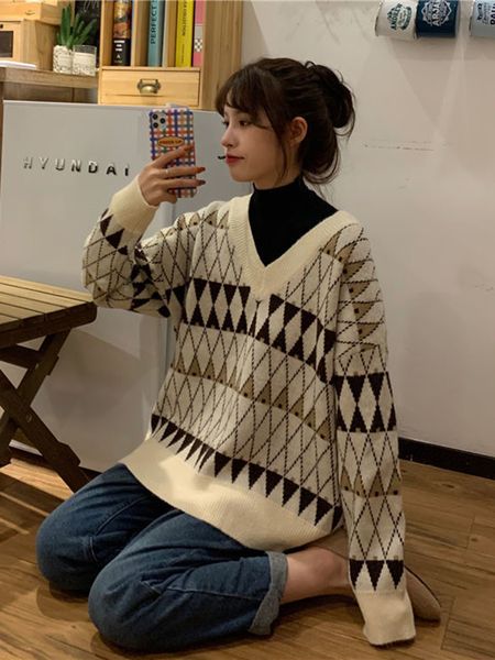 women s sweaters women vintage argyle korean all match chic v neck ladies pullovers student lazy style winter womens sweater l220914, White;black
women s sweaters women vintage argyle korean all match chic v neck ladies pullovers student lazy style winter womens sweater l220914, White;black
