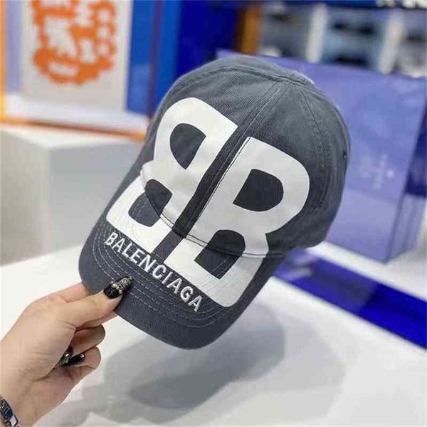 designer ball paris caps balencaig correct versionnew paris letter b foreign trade original handpainted graffiti baseball cap trend duck ton, Blue;gray
designer ball paris caps balencaig correct versionnew paris letter b foreign trade original handpainted graffiti baseball cap trend duck ton, Blue;gray