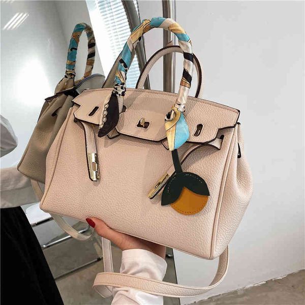 herme bags large capacity portable women's bag 2022 spring new korean fashion one shoulder cross body
herme bags large capacity portable women's bag 2022 spring new korean fashion one shoulder cross body