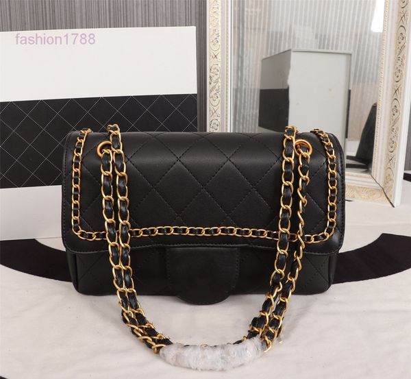 evening bags luxury designer bags shoulder crossbody chain bags advanced visual experience handbags smooth soft and comfortable hand
evening bags luxury designer bags shoulder crossbody chain bags advanced visual experience handbags smooth soft and comfortable hand