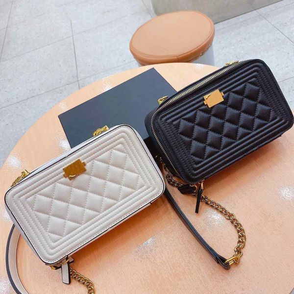 tote designer bag handbag fashion classic gold chain double circle ladies handbag luxury party wallet
tote designer bag handbag fashion classic gold chain double circle ladies handbag luxury party wallet