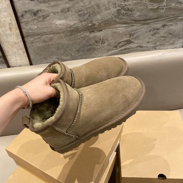 ultra mini boot designer women snow boots ankle winter warm australian booties flat heels real leather fur fluffy luxurious shoes, Black
ultra mini boot designer women snow boots ankle winter warm australian booties flat heels real leather fur fluffy luxurious shoes, Black