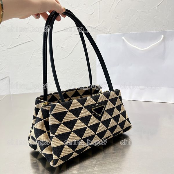 pravda prade prads luxury designer fashion bags womens cross body canvas shoulder lady chains purses composite chest tote messenger hobo tx8
pravda prade prads luxury designer fashion bags womens cross body canvas shoulder lady chains purses composite chest tote messenger hobo tx8