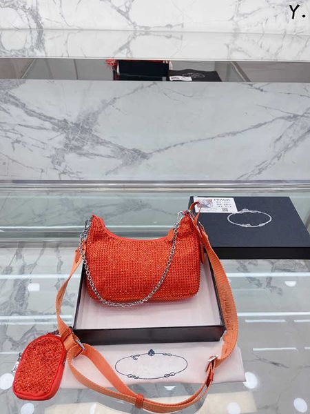 22ss three in one rhinestone inlay shoulder bags luxury fashion shopping satchels full drill hobo handbag grey yellow pink crossbody
22ss three in one rhinestone inlay shoulder bags luxury fashion shopping satchels full drill hobo handbag grey yellow pink crossbody