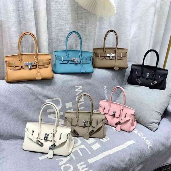 herme bags 2022 new high level togo cow leather underarm bag horizontal silver buckle women's handbag
herme bags 2022 new high level togo cow leather underarm bag horizontal silver buckle women's handbag