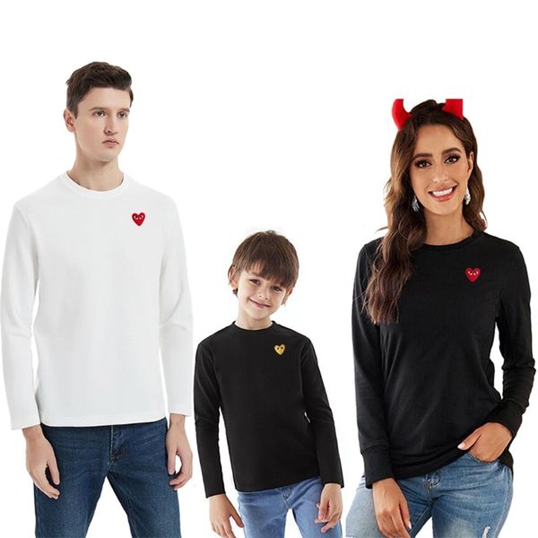 family matching outfits parent-child long-sleeved t-shirt heart eye embroidery cotton o-neck solid men women child spring t-shirt 220914, Blue
family matching outfits parent-child long-sleeved t-shirt heart eye embroidery cotton o-neck solid men women child spring t-shirt 220914, Blue