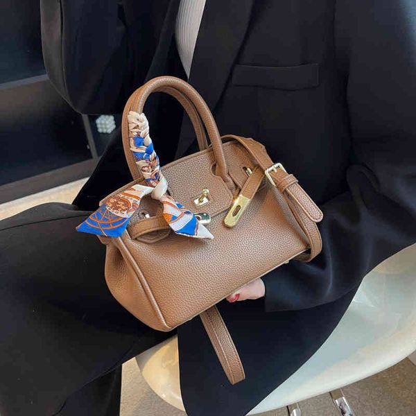 herme bags this year's popular bag women's 2022 new fashion summer minority messenger portable
herme bags this year's popular bag women's 2022 new fashion summer minority messenger portable