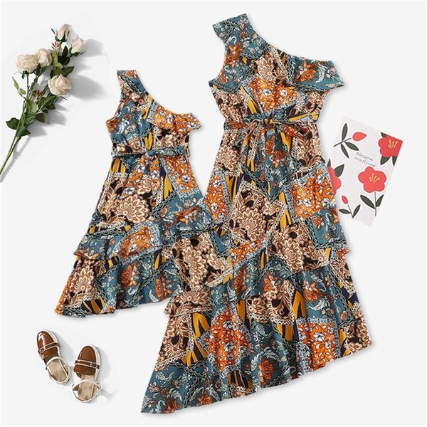 family matching outfits irregular mother daughter matching dresses family set off-shoulder mommy and me clothes fashion woman girls high-wai, Blue
family matching outfits irregular mother daughter matching dresses family set off-shoulder mommy and me clothes fashion woman girls high-wai, Blue