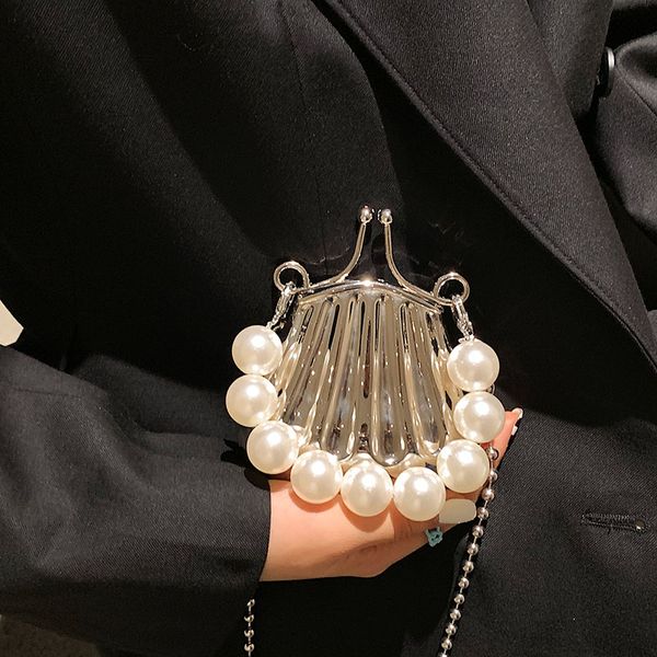 evening bags ladies fashion luxury pearl iron shell dinner bag
evening bags ladies fashion luxury pearl iron shell dinner bag