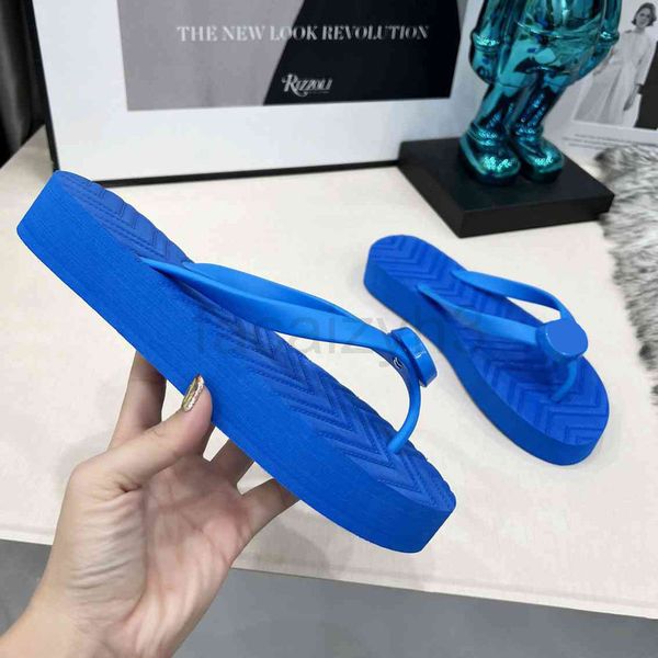 slippers designer classic sandals color ladies beach slipper herringbone thong fashion v flip flop platform comfortable casual sandal size 3, Black
slippers designer classic sandals color ladies beach slipper herringbone thong fashion v flip flop platform comfortable casual sandal size 3, Black