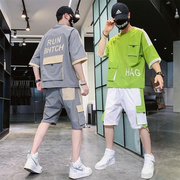 men's tracksuits hip hop clothes for men summer outfits 2 piece set punk style men loose fit shorts set summer outwear clothing 220914, Gray
men's tracksuits hip hop clothes for men summer outfits 2 piece set punk style men loose fit shorts set summer outwear clothing 220914, Gray
