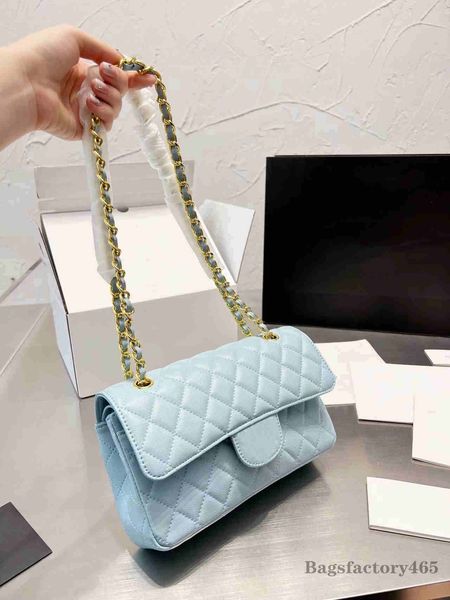 23cm womens classic shoulder bag medium double flap caviar leather gold/silver metal hardware matelasse chain crossbody shoulder multi poche
23cm womens classic shoulder bag medium double flap caviar leather gold/silver metal hardware matelasse chain crossbody shoulder multi poche