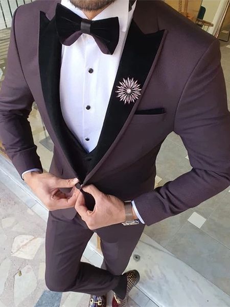 custom-made groom tuxedos one button men suits peak lapel groomsmen wedding/prom/dinner man blazer jacket pants tie vest m126, Black;gray
custom-made groom tuxedos one button men suits peak lapel groomsmen wedding/prom/dinner man blazer jacket pants tie vest m126, Black;gray