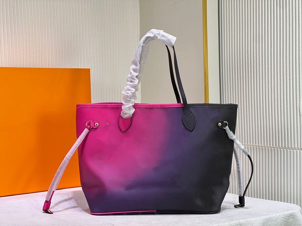 classic iridescent oversized printing pattern designer bags leather women totes with zipper coin pouch clutch purse shopping shoulder bag la
classic iridescent oversized printing pattern designer bags leather women totes with zipper coin pouch clutch purse shopping shoulder bag la