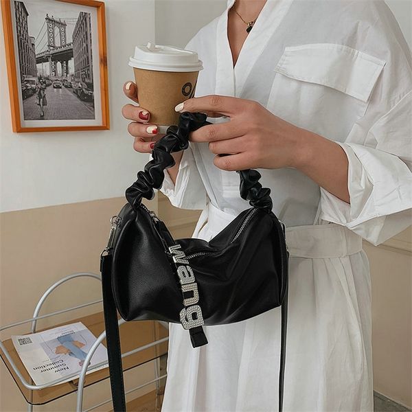 evening bags pleated rhinestone for female fashion shoulder crystal chain sling woman handle handbag hobos purse 220913
evening bags pleated rhinestone for female fashion shoulder crystal chain sling woman handle handbag hobos purse 220913