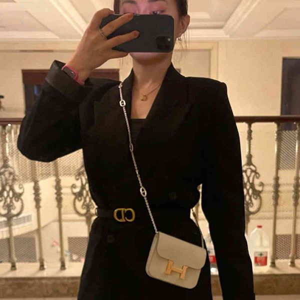 designer 2022 fashion leather bag mini chain pig stewardess buckle female small square the same h- kangkang nose net red snr3
designer 2022 fashion leather bag mini chain pig stewardess buckle female small square the same h- kangkang nose net red snr3