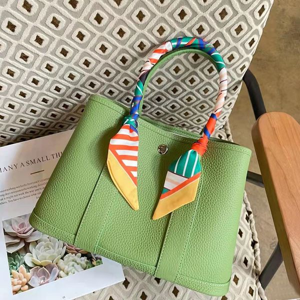designer handbag shoulder tote bag crossbody garden party woman fashion shop genuine leather litchi grain crochet weaving portable desighner
designer handbag shoulder tote bag crossbody garden party woman fashion shop genuine leather litchi grain crochet weaving portable desighner