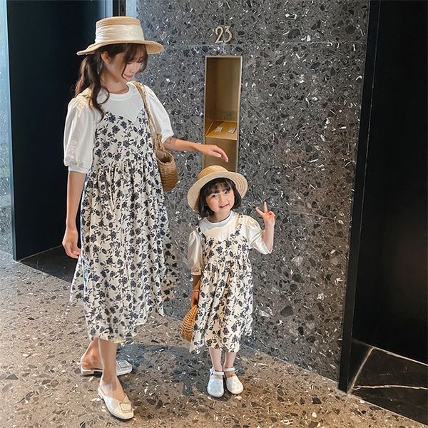 family matching outfits mother daughter matching clothes summer dress fake two-piece floral short sleeve chiffon casual dresses matching out, Blue
family matching outfits mother daughter matching clothes summer dress fake two-piece floral short sleeve chiffon casual dresses matching out, Blue
